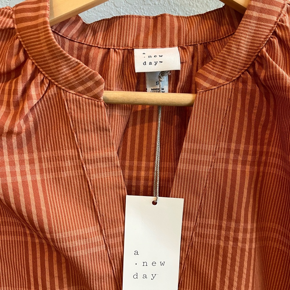 NWT A New Day top